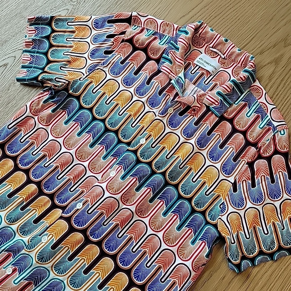 4th‎ Dimension Men's Psychedelic Loop Collar Button Shirt Size Medium Wild Print